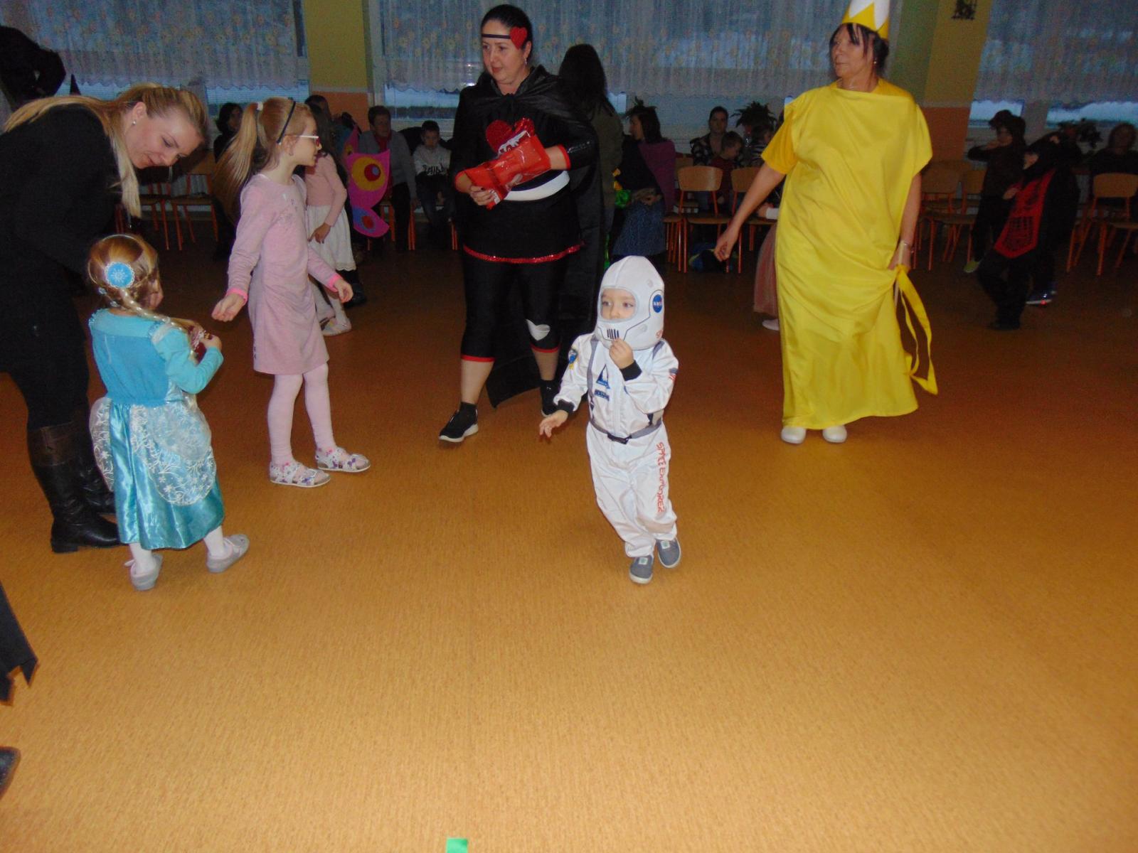 Fotogaléria karneval 2019 (9) karneval 2019